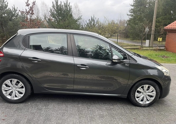 Peugeot 208 cena 23800 przebieg: 138055, rok produkcji 2012 z Pruszków małe 781